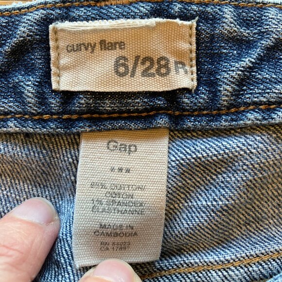 GAP Curvy Flare classic 5 pocket denim medium wash lowrise‎ size 6R - Picture 4 of 5